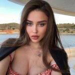 Эскортница